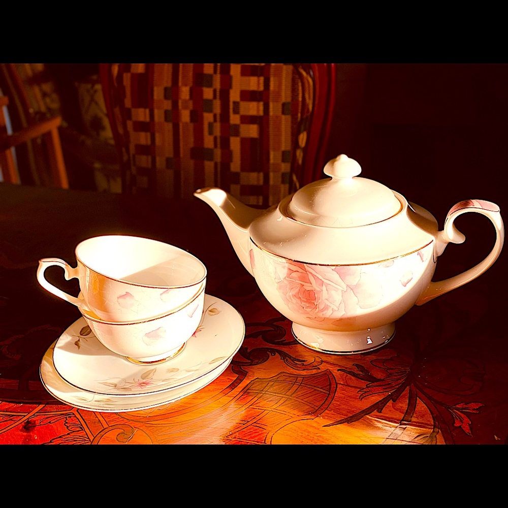 Tea for two! SOLD